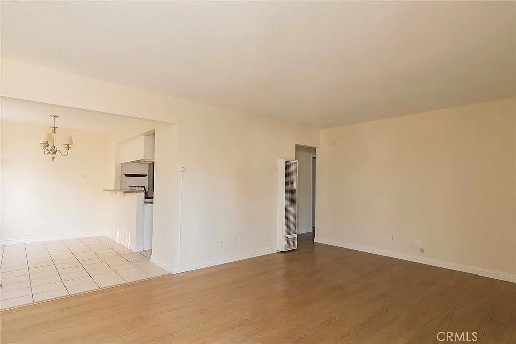 2 bed, 850 sqft, $2,950 — Photo 4