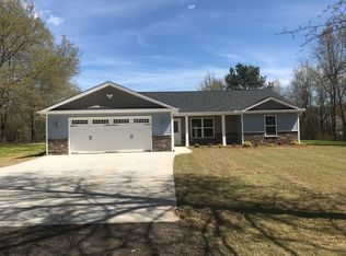 540 Brashears Rd, Campobello, SC 29322