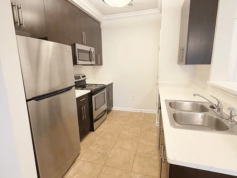 Clairmont at Chesterfield — Photo 43