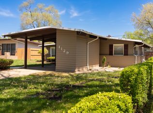 1129 Schilling Ave, Chicago Heights, IL 60411