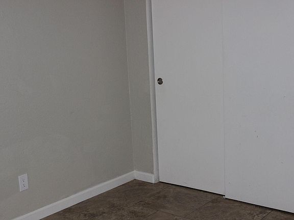5th image of 1411 E Saint Catherine Ave