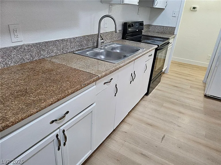 2008 Marlin Ave #2008 — Photo 5