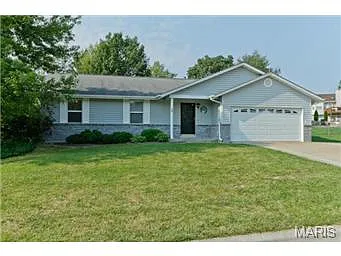 4 Buttercup Ct photo 1