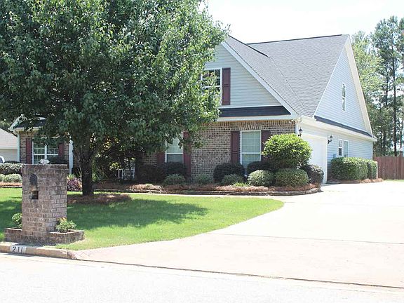 4th image of 211 Hathersage Dr