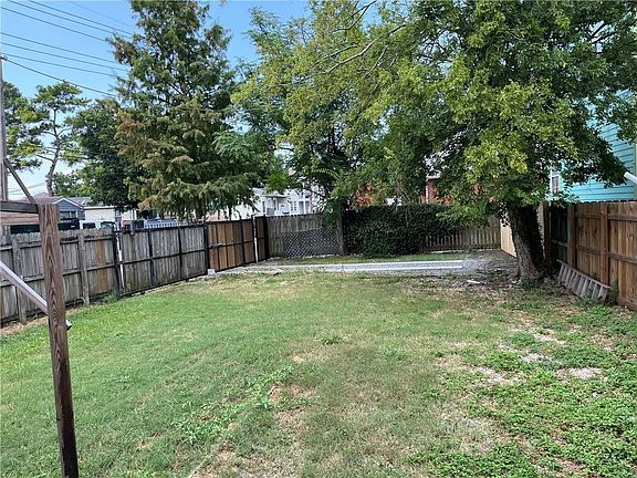 4th image of 2717 Upperline St