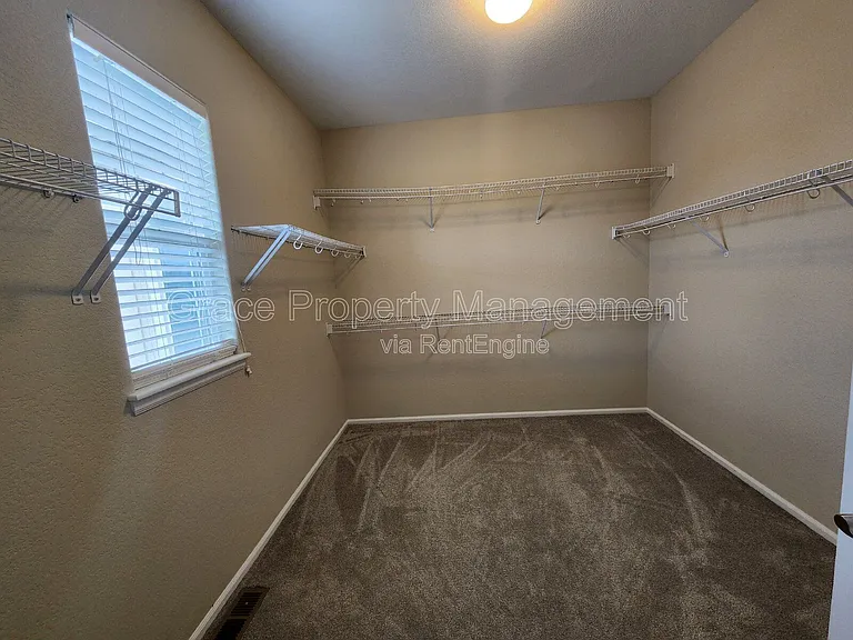 1969 Fairway Pointe Dr — Photo 18