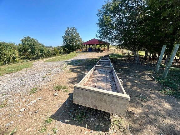 38th image of 1550 Mount Hope Rd #1
