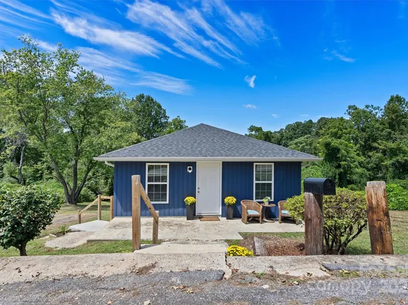 428 Folk St NW, Lenoir, NC 28645