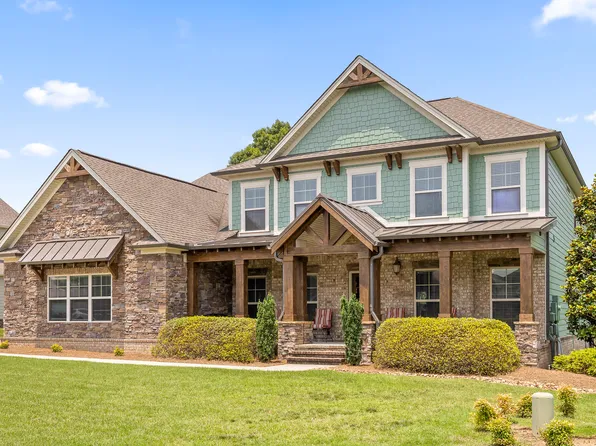 8139 Propeller Dr, Ooltewah, TN 37363