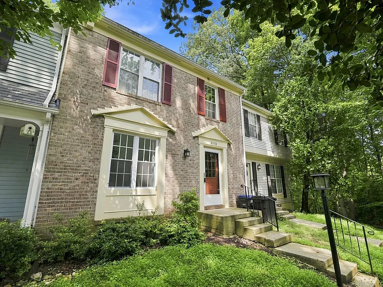 6176 Martins Landing Ct — Photo 3