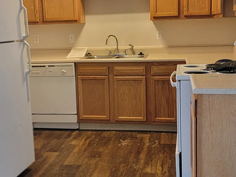 Ravine Apartments — Photo 47