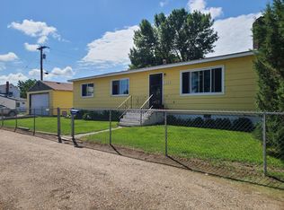 2204 Rivenes St, Miles City, MT 59301