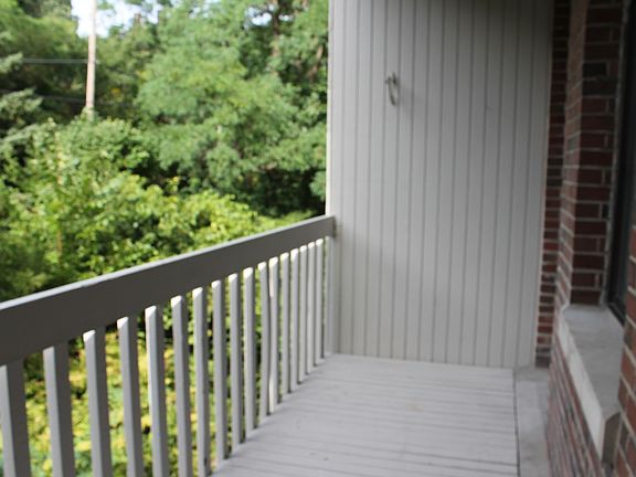 2nd image of 311 Pleasant Ave APT 314