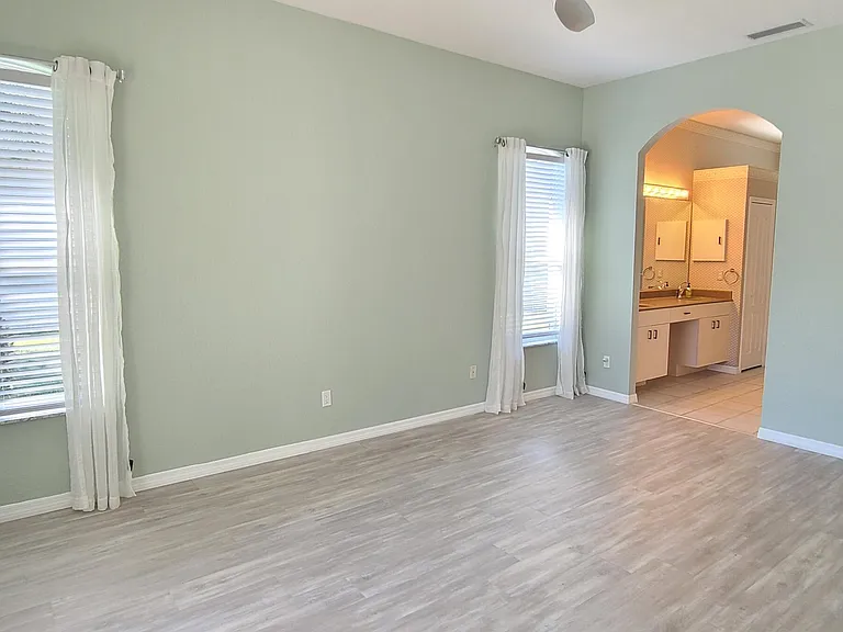 1224 Siesta Key Cir — Photo 18