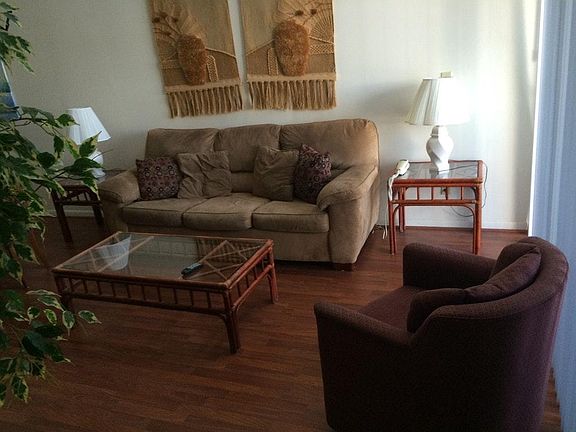 3rd image of 4004 Atrium Dr