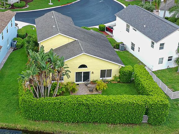 4th image of 2235 SOUNDINGS Court
