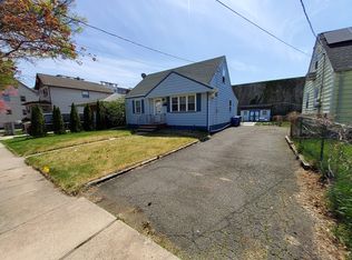 119 Lindegar St, Linden, NJ 07036