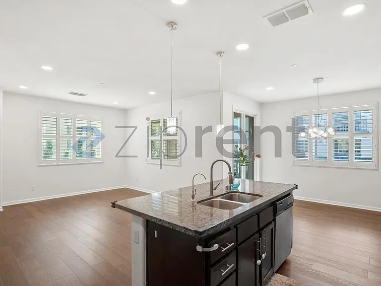 1529 Coyote Creek Way #1529 — Photo 17