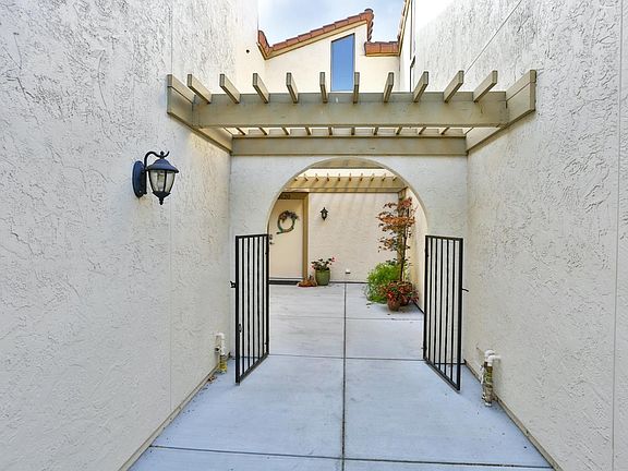 2nd image of 8121 Cabernet Ct