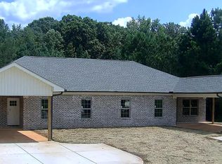 207 Fern Bank Dr, Hazel Green, AL 35750