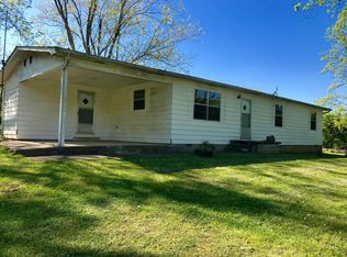 352 Co Rd, Sweetwater, TN 37874