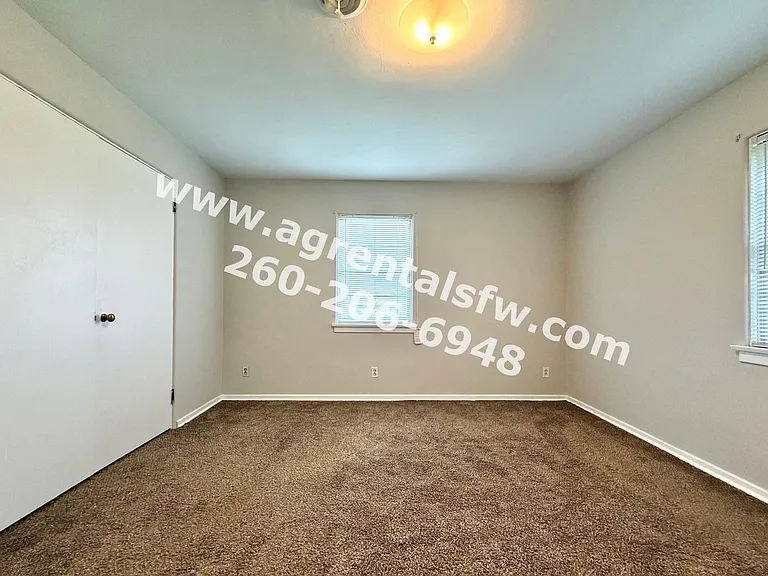 14901 Illinois Rd — Photo 6