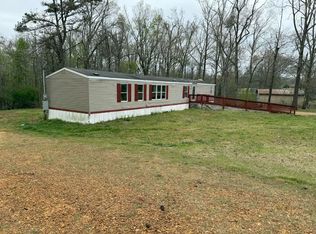 190 George Ln, Michie, TN 38357