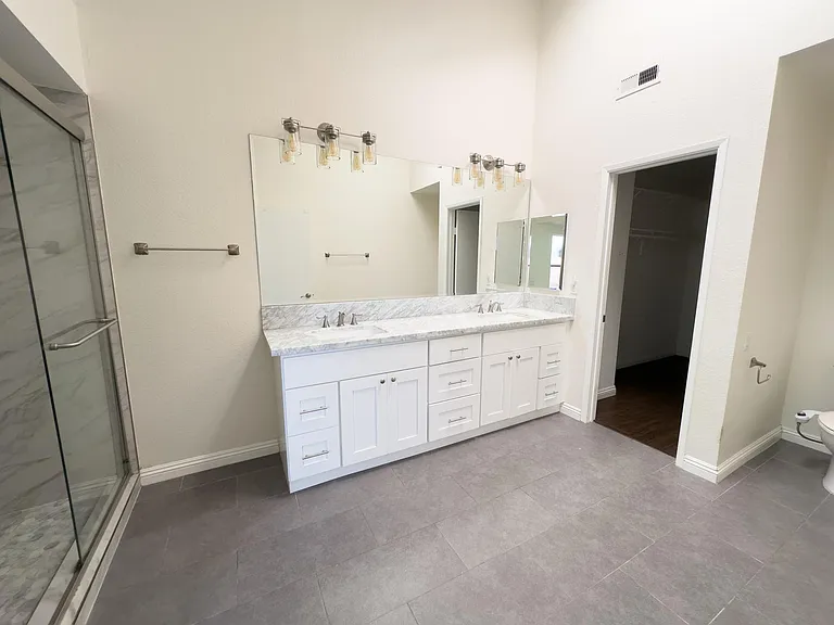 1844 S Marengo Ave #35 — Photo 13
