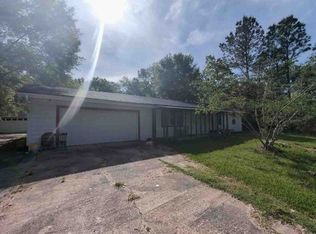 5008 Meeks Dr, Orange, TX 77632