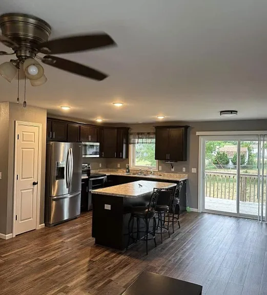 2721 Kellogg Ave — Photo 3