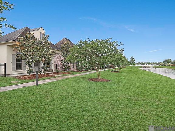 4th image of 2867 Lago Ln