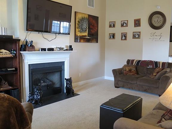 2nd image of 306 Topaz Dr