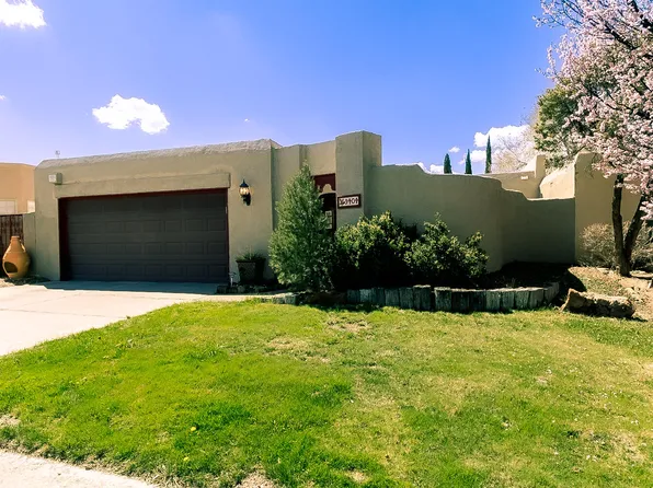 9404 Callaway Cir NE, Albuquerque, NM 87111