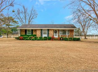 2777 W White Pond Rd, Fairmont, NC 28340