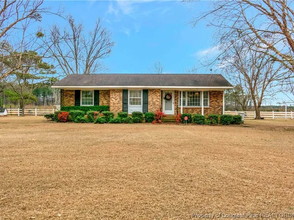 2777 W White Pond Rd, Fairmont, NC 28340