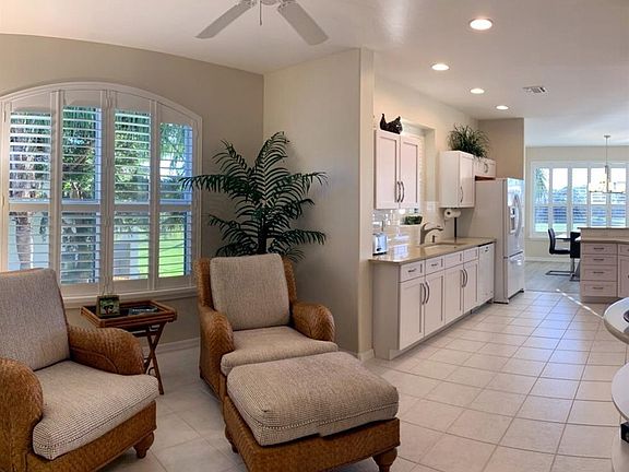 5th image of 9221 Bayberry Bnd APT 201