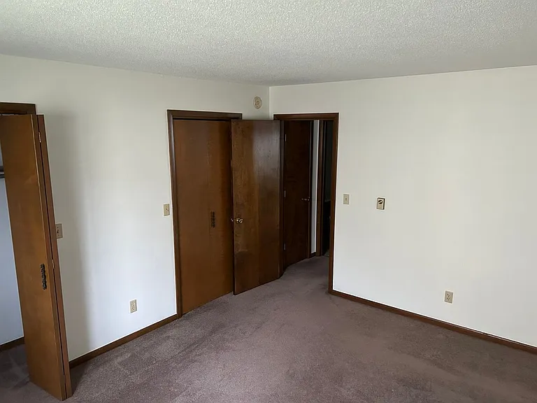 321-2 E Mechanic St — Photo 6