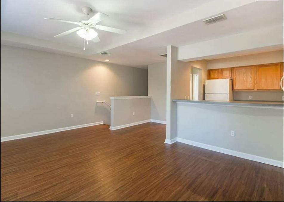 1st image of 2306 Timber Oaks Ln