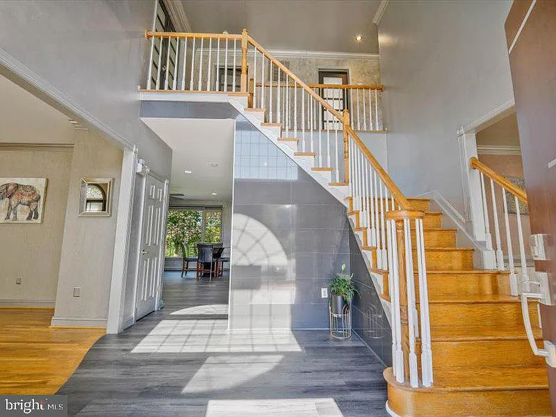 5 bed, 3.0 bath, 3764 sqft, $4,500 — Photo 4