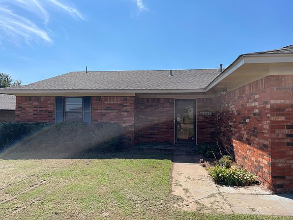 Front hedges and flower beds, large yard