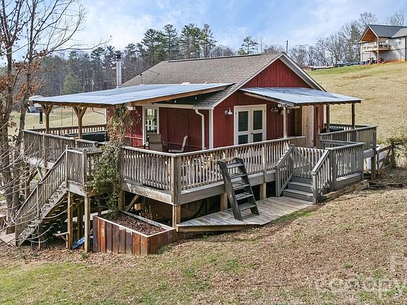 3rd image of 162 Pickens Rd