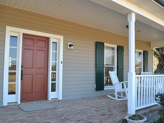 5th image of 305 Birdie Pitre Rd