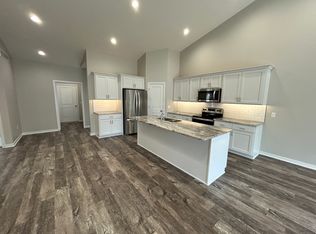 5908 S 93rd St, Lincoln, NE 68526