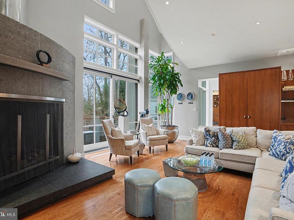 22nd image of this home