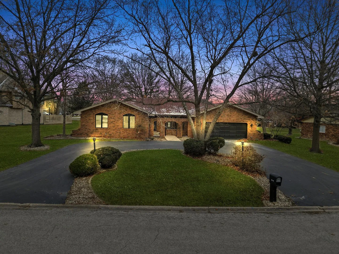 20800 London Dr photo 1