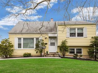 184 Remsen Rd, Yonkers, NY 10710