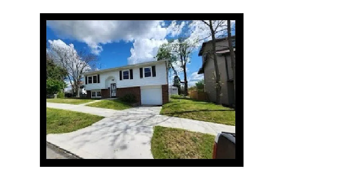 401 Alexander Ave photo 1
