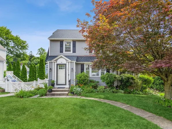 145 Buena Vista Road, Fairfield, CT 06825