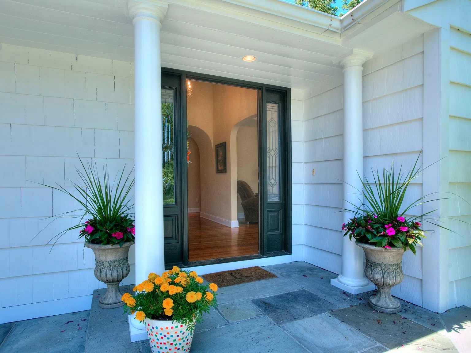 3 bed, 1776 sqft, $8,000 — Photo 4