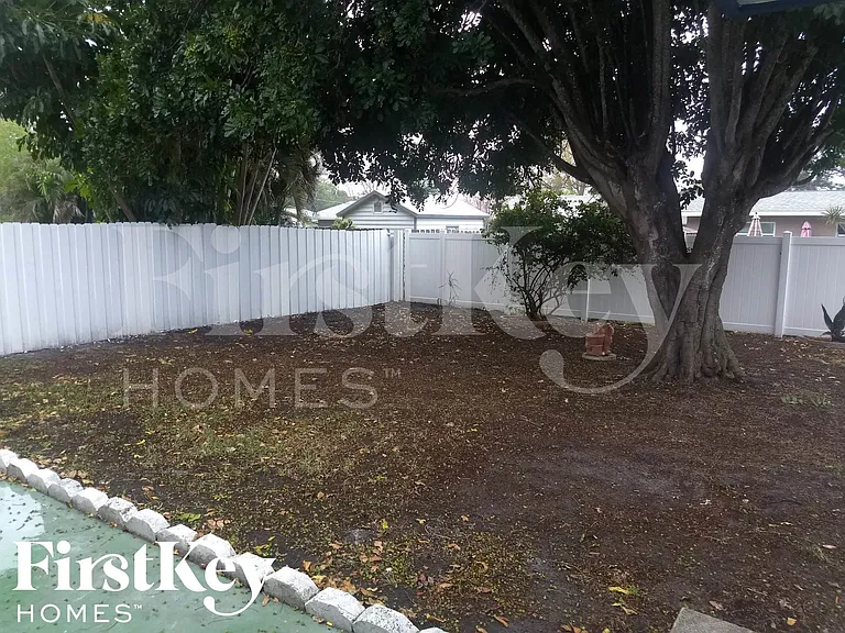 3109 22nd Ave W — Photo 17